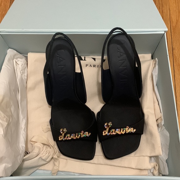 LANVIN
EMBELLISHED PUMPS !!!!SOLD!!!!! - Picture 5 of 12